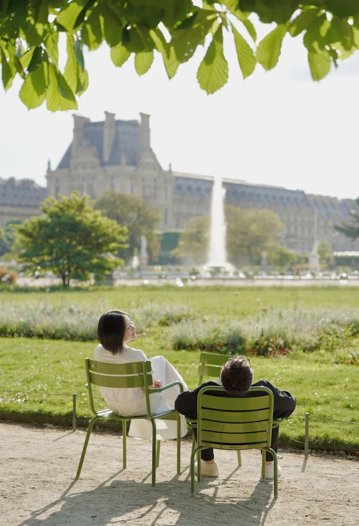 Vườn Tuileries Pháp được mệnh danh là ốc đảo xanh thơ mộng giữa lòng thủ đô Paris
