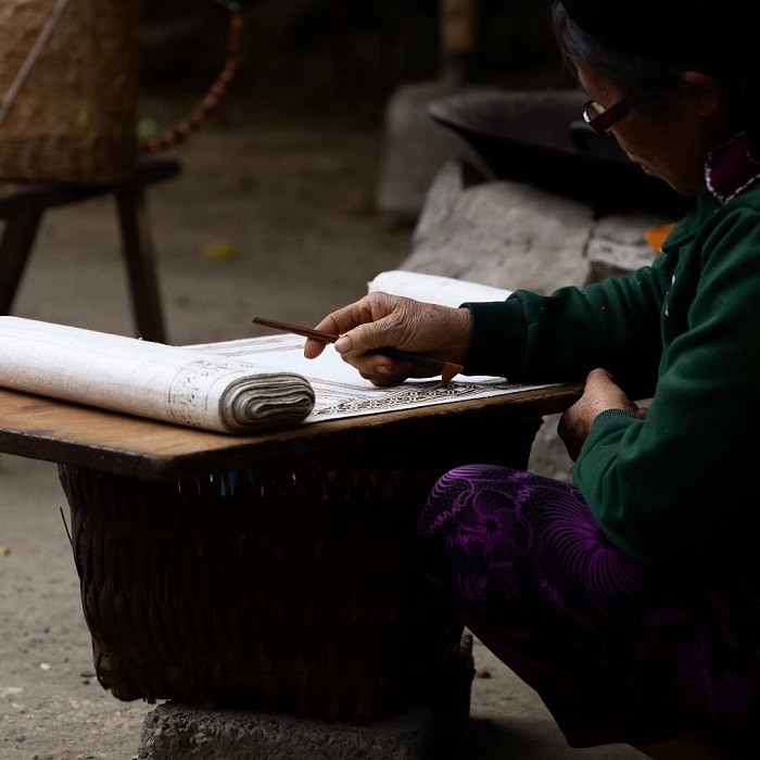 Xã Lùng Tám Hà Giang với kỹ thuật dệt lanh công phu