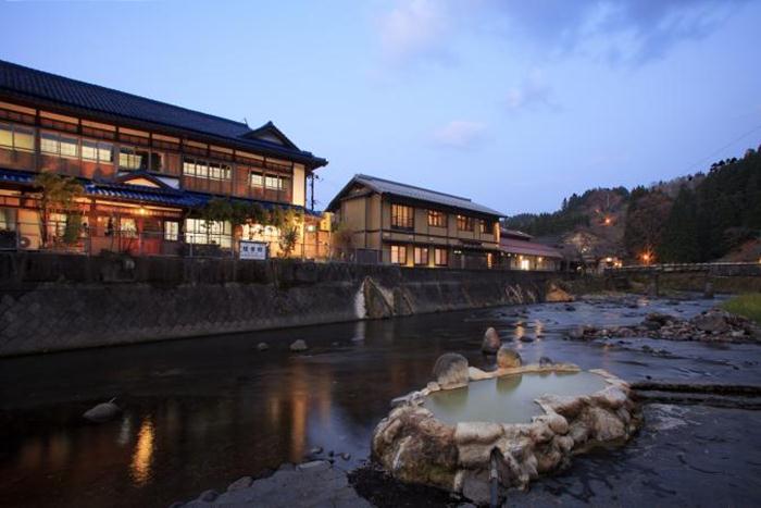 Viên ngọc ẩn Nhật Bản: 5 địa điểm huyền diệu mà dân bản địa ít mách cho bạn