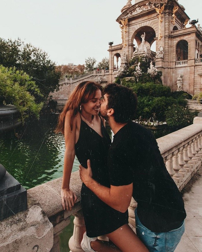 ‘Bắt sóng’ 10 kiểu chụp ảnh du lịch couple cứ post là nhận bão like