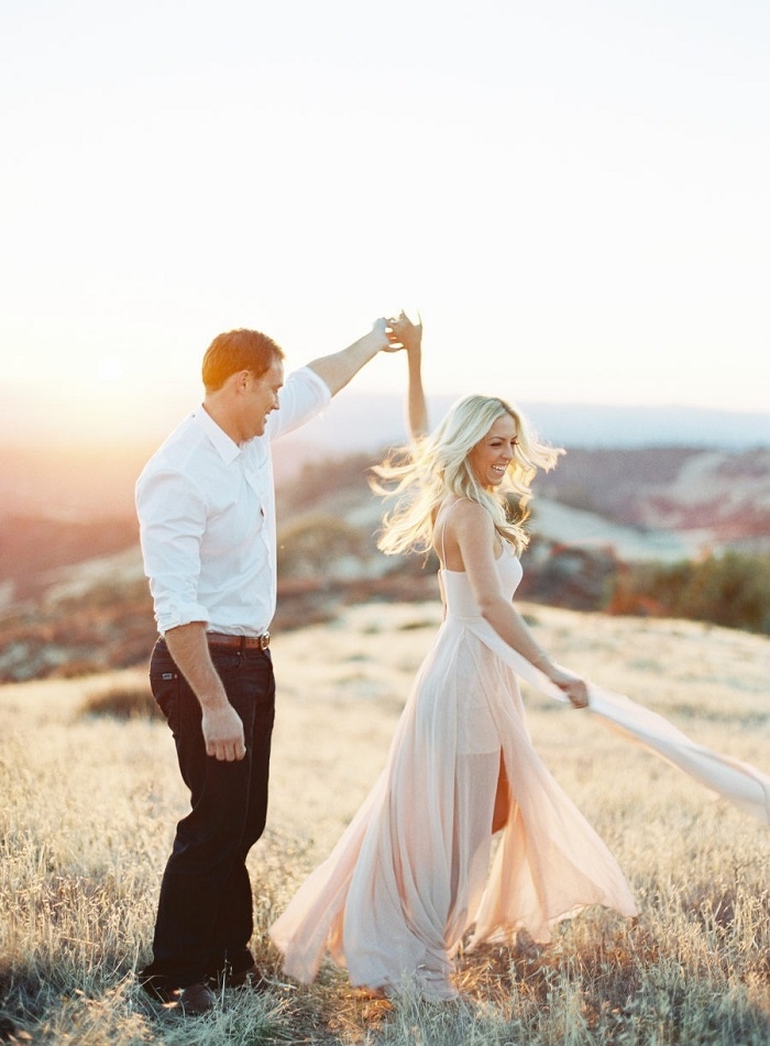 ‘Bắt sóng’ 10 kiểu chụp ảnh du lịch couple