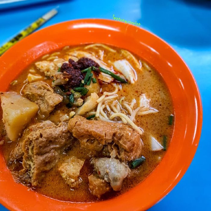 Cà ri món ăn đường phố ở Penang 
