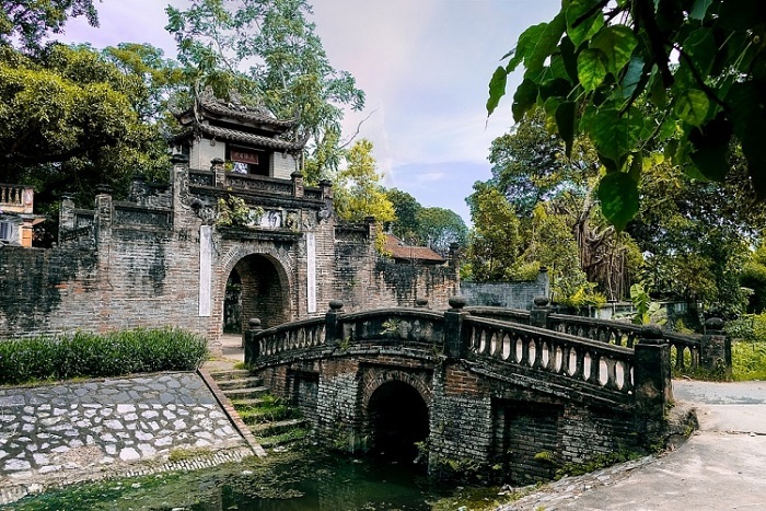 When setting foot in the ancient village of Phong Nam Da Nang, visitors will have the feeling of going back in time.