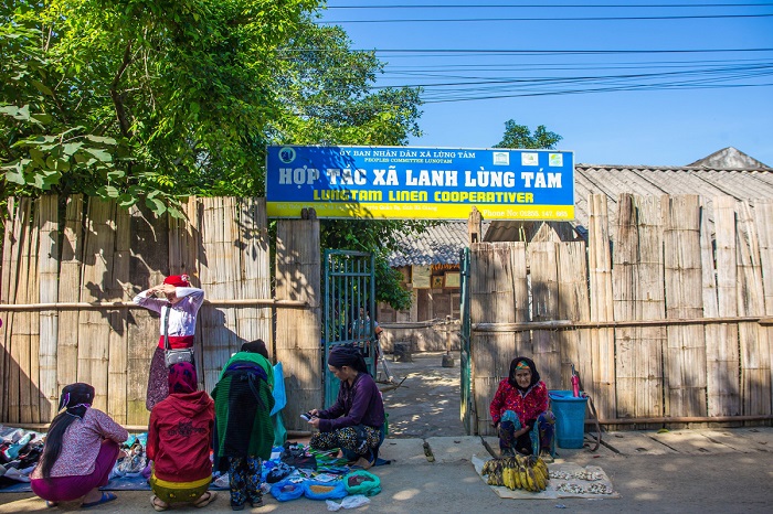  Làng nghề dệt lanh Lùng Tám