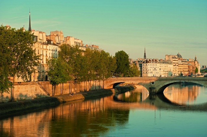 sông Seine ở Paris