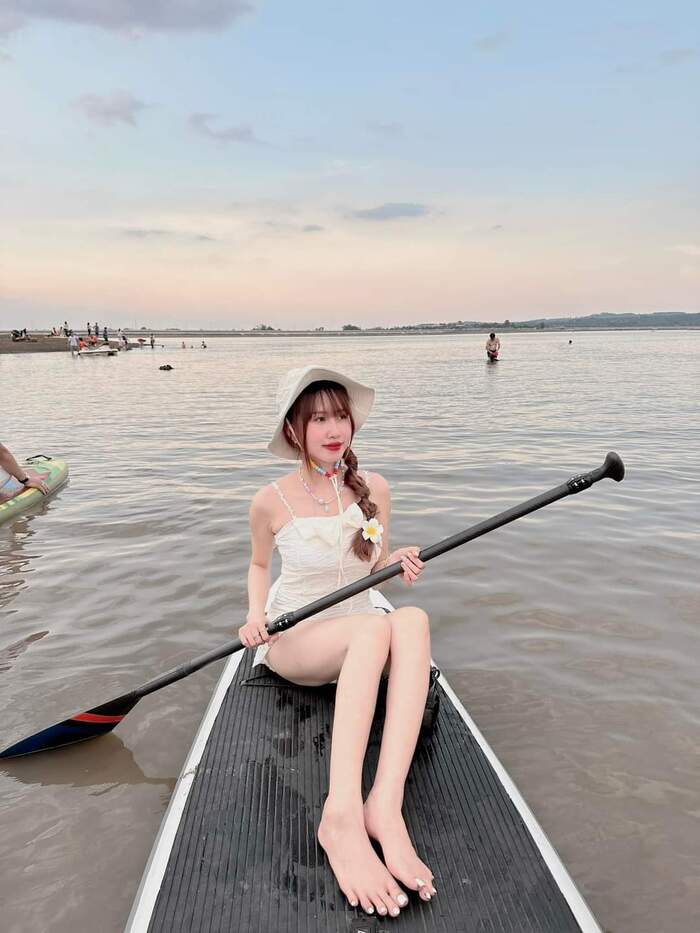 khám phá nhiều hoạt động giải trí thú vị tại địa điểm chèo SUP ở Đắk Lắk 