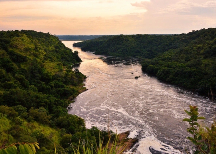 Du lịch Nam Sudan - Dọc theo dòng chảy của Sông Nile Trắng, du khách có thể chiêm ngưỡng những cảnh quan thiên nhiên hùng vĩ