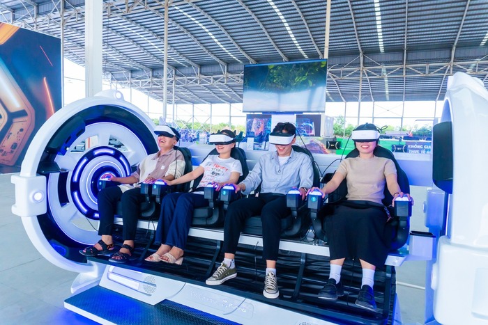khám phá VR World tại khu du lịch Sơn Tiên Đồng Nai 