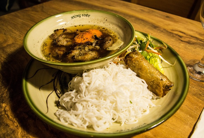 Phục vụ những món ăn Việt Nam tuyệt vời, Cafe Hung Viet là một trong những nhà hàng Việt nổi tiếng nhất Auckland