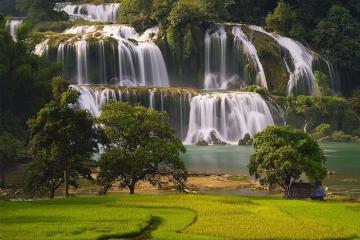 Thác Bản Giốc trong  top thác nước đẹp nhất thế giới