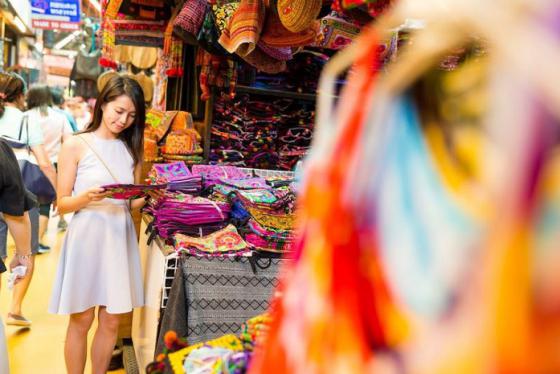 Kinh nghiệm mua sắm ở chợ Chatuchak: Mua gì vừa rẻ vừa ‘chất’?