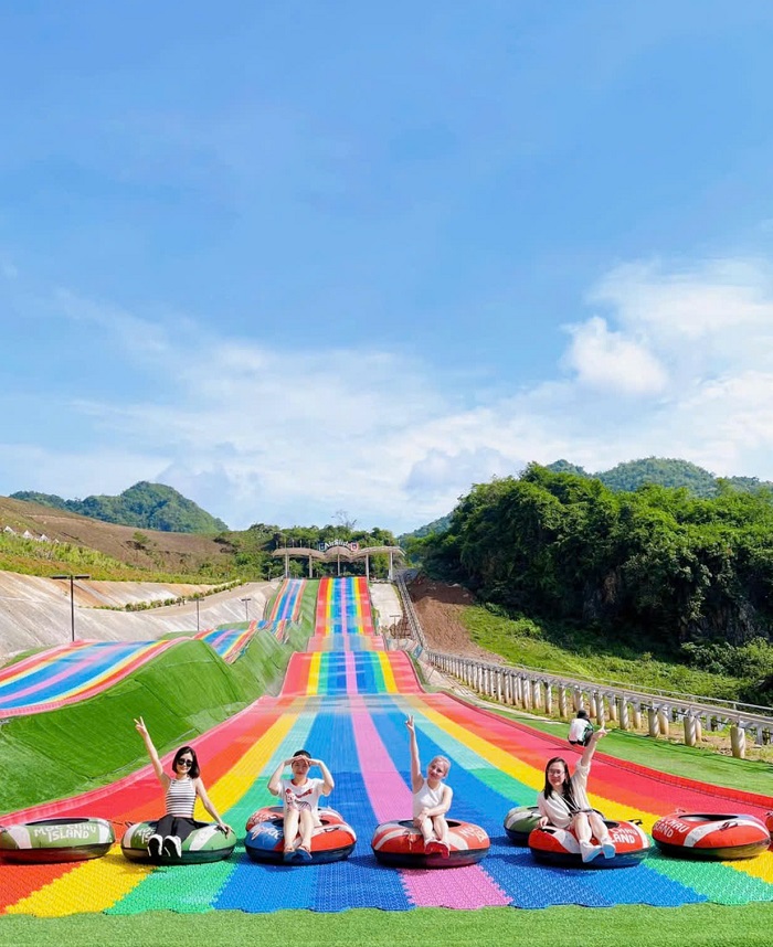 Tùy từng trò chơi mà giá vé Khu du lịch Mộc Châu Island Sơn La khác nhau
