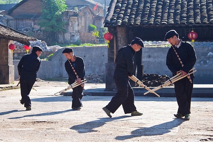 Đừng quên tìm hiểu văn hóa độc đáo tại làng Lũng Cẩm Hà Giang