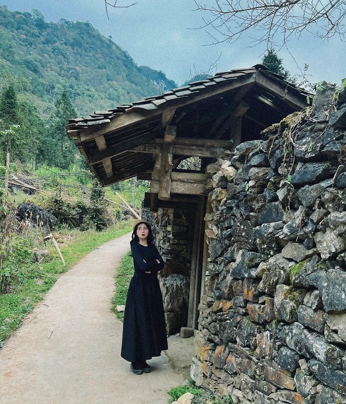 Ngôi làng Sảo Há Hà Giang mang vẻ đẹp ma mị hiếm có khó tìm
