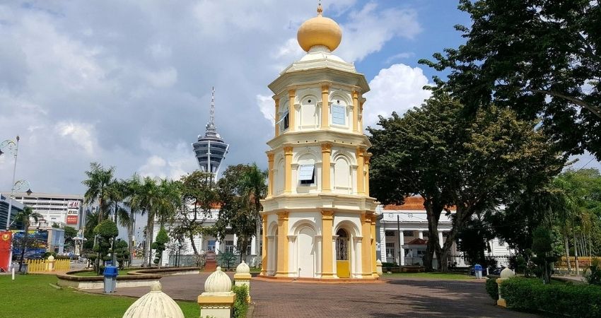 Tháp Nobat - cẩm nang du lịch Alor Setar Malaysia