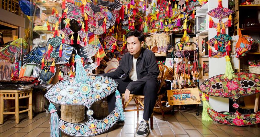 Ghé các khu chợ bán đồ thủ công địa phương tại Balok để dễ dàng tìm được sản phẩm tốt nhất