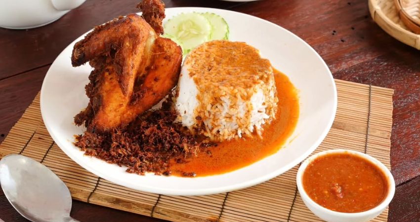 Nasi Kukus Ayam Berempah - cẩm nang du lịch Bandar Baru Bangi Malaysia