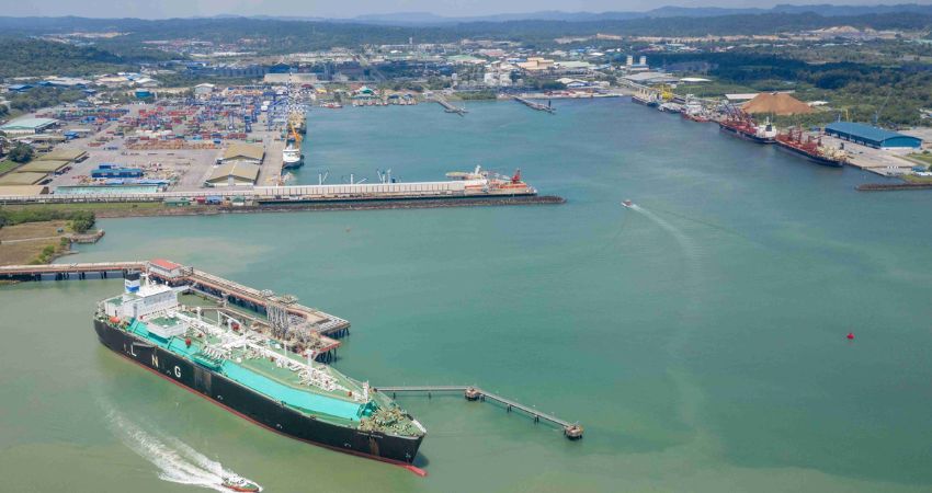 Bintulu là một thành phố ven biển nằm ở bang Sarawak