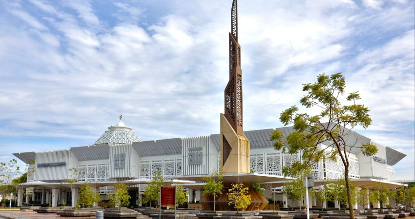 Masjid Raja Haji Fisabilillah