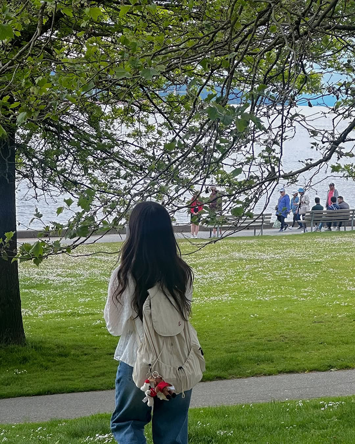 Mùa hè (tháng 6 – 8) tại công viên Stanley Park Canada
