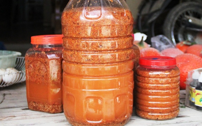 Đặc sản Thanh Hóa khác là mắm tép Hà Yên