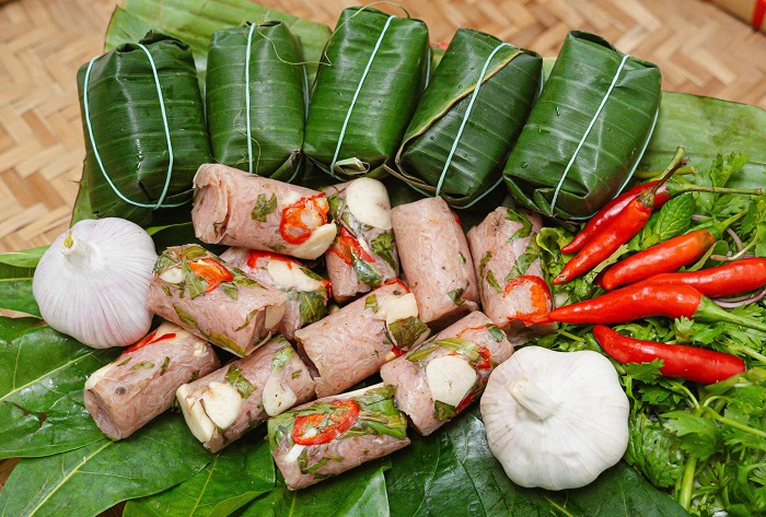 Nem chua Thanh Hóa - đặc sản Thanh Hóa rất thích hợp để mua làm quà