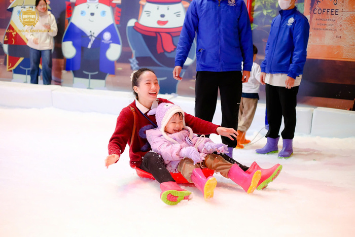 Địa điểm đi chơi 1-6 ở TP HCM - Snow Town