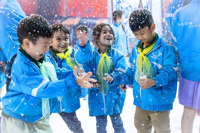 Địa điểm đi chơi 1-6 ở TP HCM - Snow Town