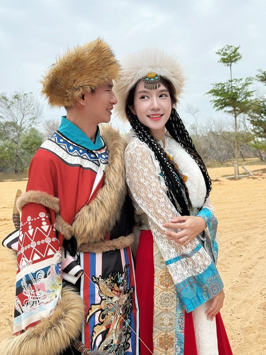 Cả hai thường xuyên đi du lịch khi có thời gian rảnh. Ảnh: FBNV.