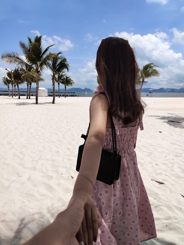 Bãi biển đẹp gần Hà Nội khiến du khách thích mê