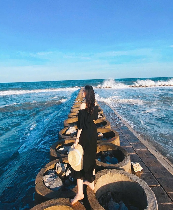 Lên ảnh cực đẹp và chill ở biển Thịnh Long Nam Định