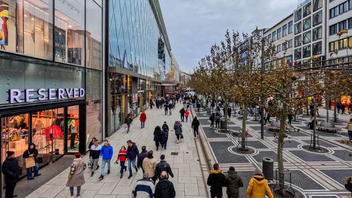 Kinh nghiệm du lịch Frankfurt Đức – Ghé thăm Phố Zeil