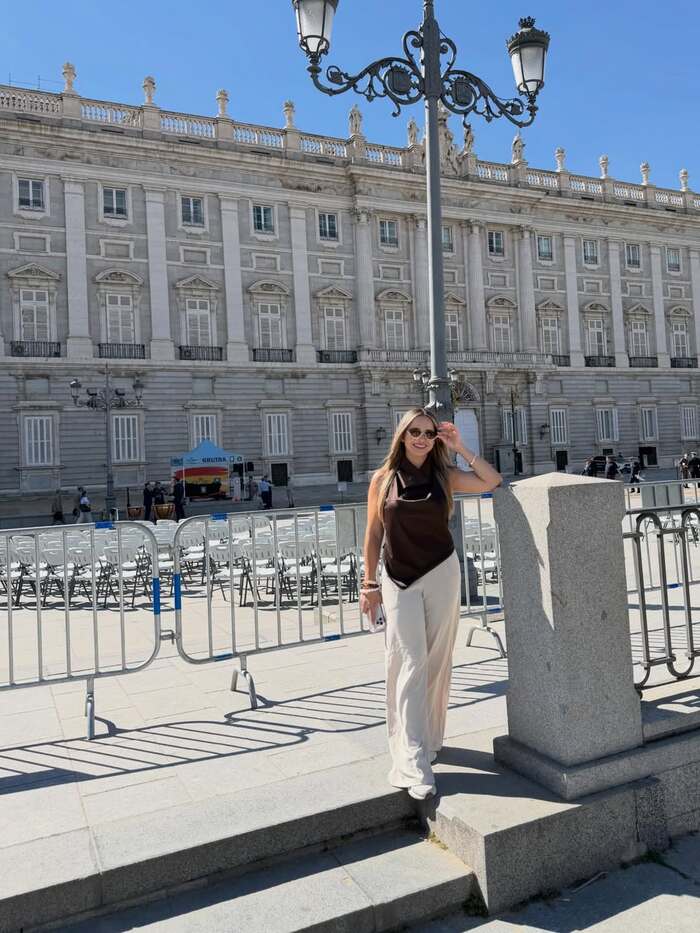 Kinh nghiệm du lịch Madrid Tây Ban Nha - Thời điểm du lịch lý tưởng là mùa xuân và hè