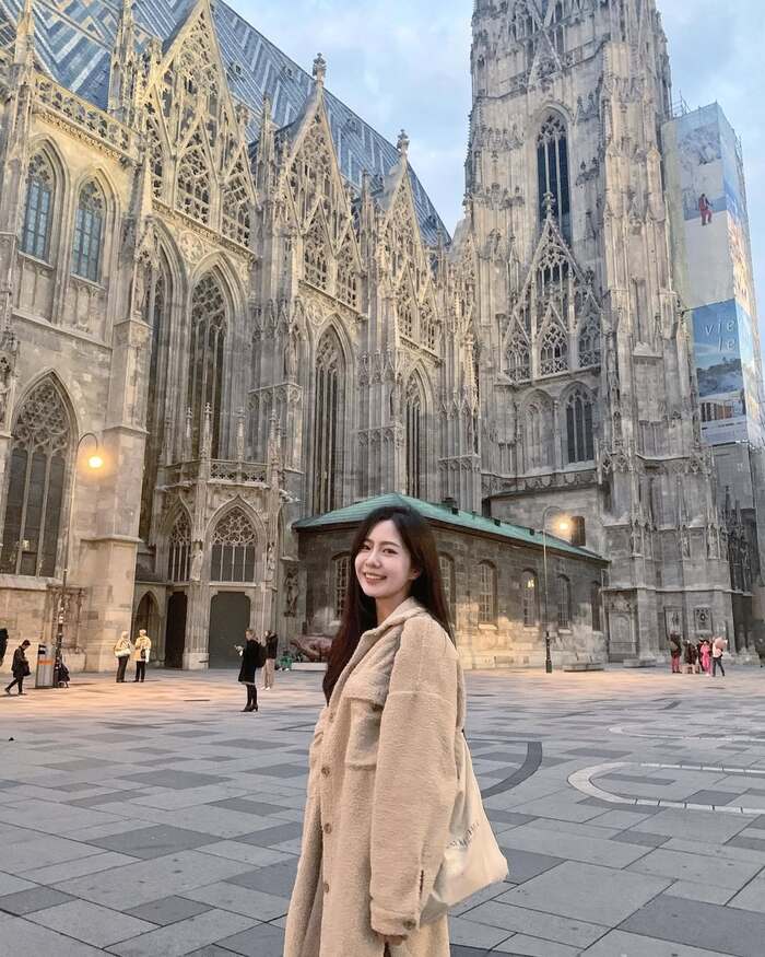 Kinh nghiệm du lịch Vienna Áo - Ghé thăm Nhà thờ Thánh Stephen