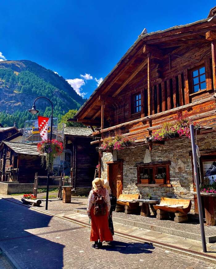 Kinh nghiệm du lịch Zermatt Thụy Sĩ – Khám phá làng Zermatt 