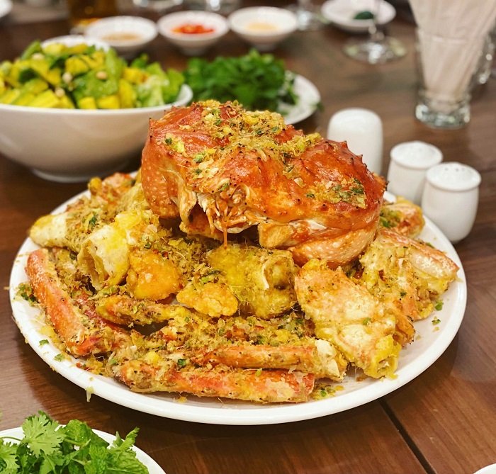 Quán hải sản ngon ở Hạ Long nổi tiếng có món cua