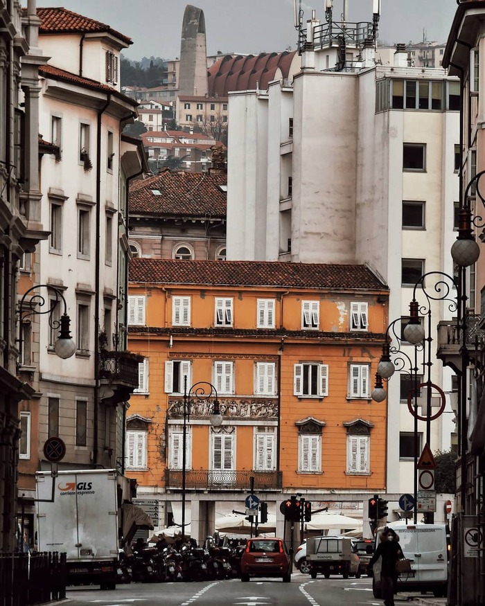Các địa điểm du lịch nổi tiếng ở thành phố Sorrento Ý - Quảng trường trung tâm Piazza Tasso