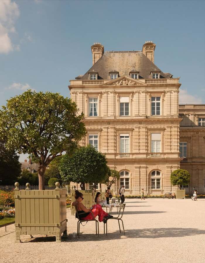 vườn Luxembourg Pháp là điểm thư giãn, vãn cảnh quen thuộc của nhiều người