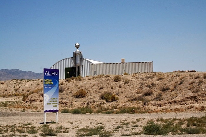 Đường cao tốc ngoài Trái đất Nevada nước Mỹ