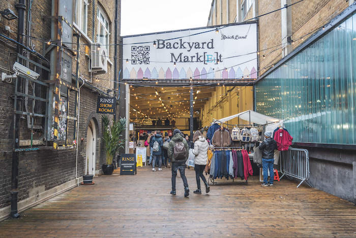 Những khu chợ cuối tuần ở London Anh dễ khiến bạn 'cháy túi'