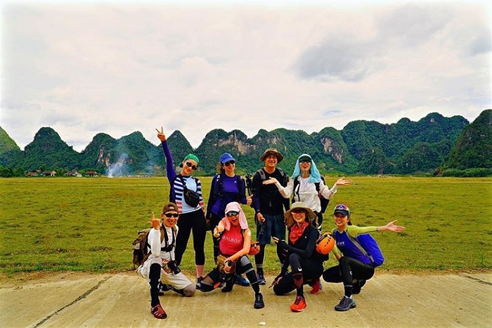 Băng Di dành 3 ngày trekking khám phá hang động Quảng Bình 