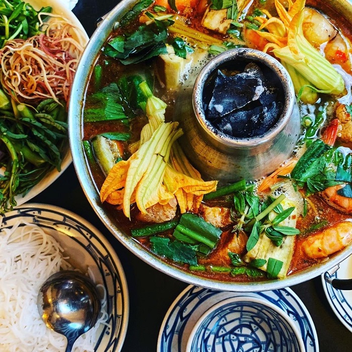 Du lịch miền Tây một mình bằng xe máy