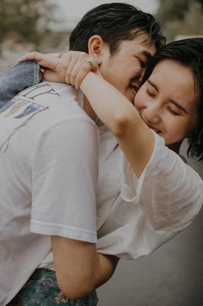 Cùng chú Thuật chụp hình phong cách thập niên 80 đầy ấn tượng