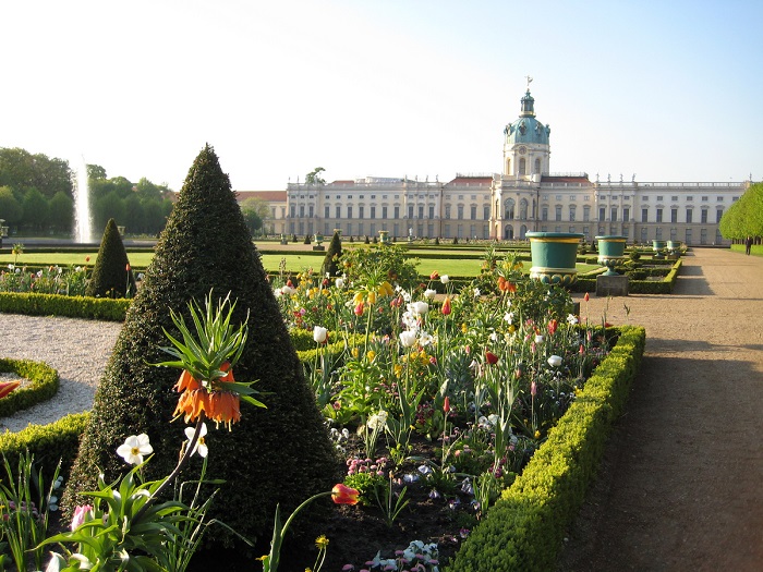 cung điện charlottenburg đã tồn tại qua ba thế kỷ
