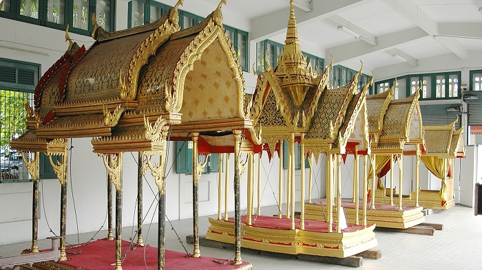 cung điện mùa hè vimanmek là một trong những cung điện ở Thái Lan vô cùng nổi tiếng
