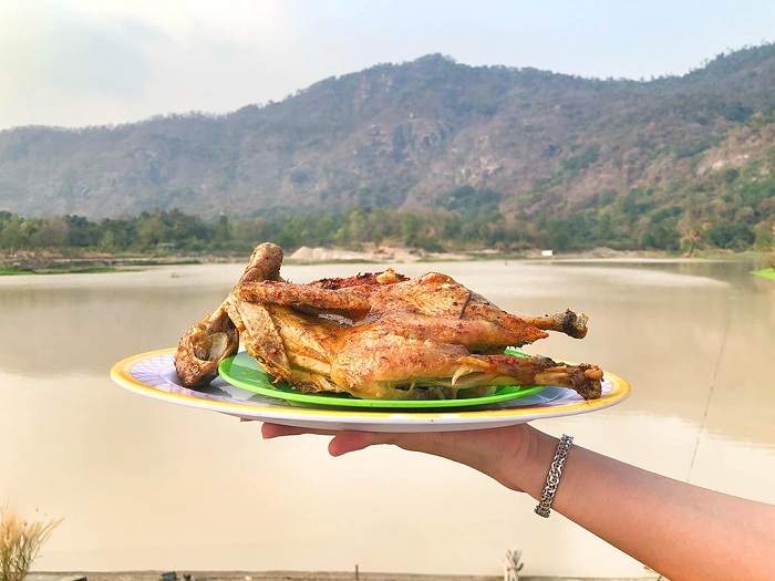 Hồ nước nổi tiếng với món gà đốt ở An Giang  VnExpress Du lịch