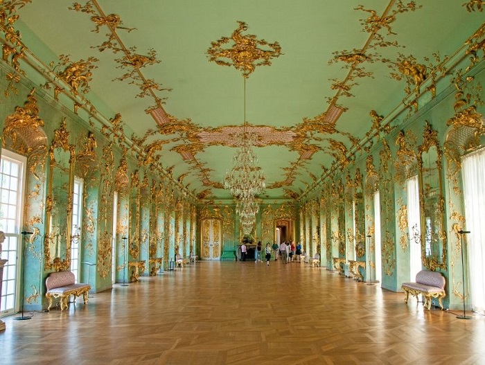 cung điện Charlottenburg được xây dựng từ thế kỷ 17