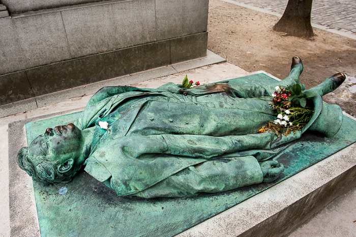 nghĩa trang Pere Lachaise, nơi an nghỉ của những anh hùng Pháp