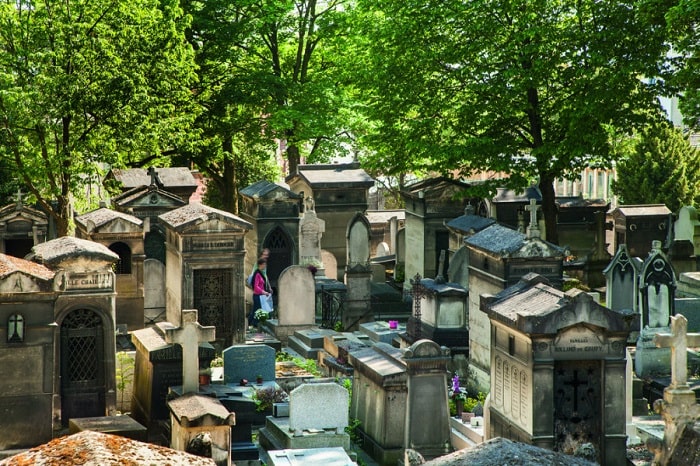 nghĩa trang Pere Lachaise là nghĩa trang đẹp nhất thế giới