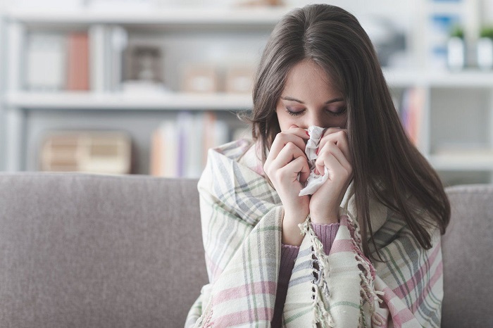 Phân biệt triệu chứng covid và cảm lạnh để biết cách phòng tránh kịp thời